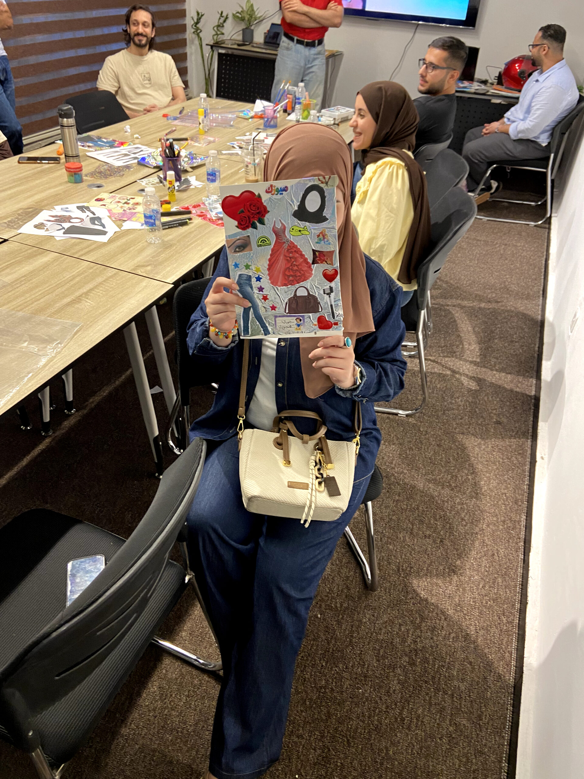 الفينات 18